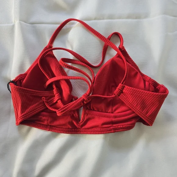 NWT Shade & Shore Red Bikini Top - Picture 3 of 4